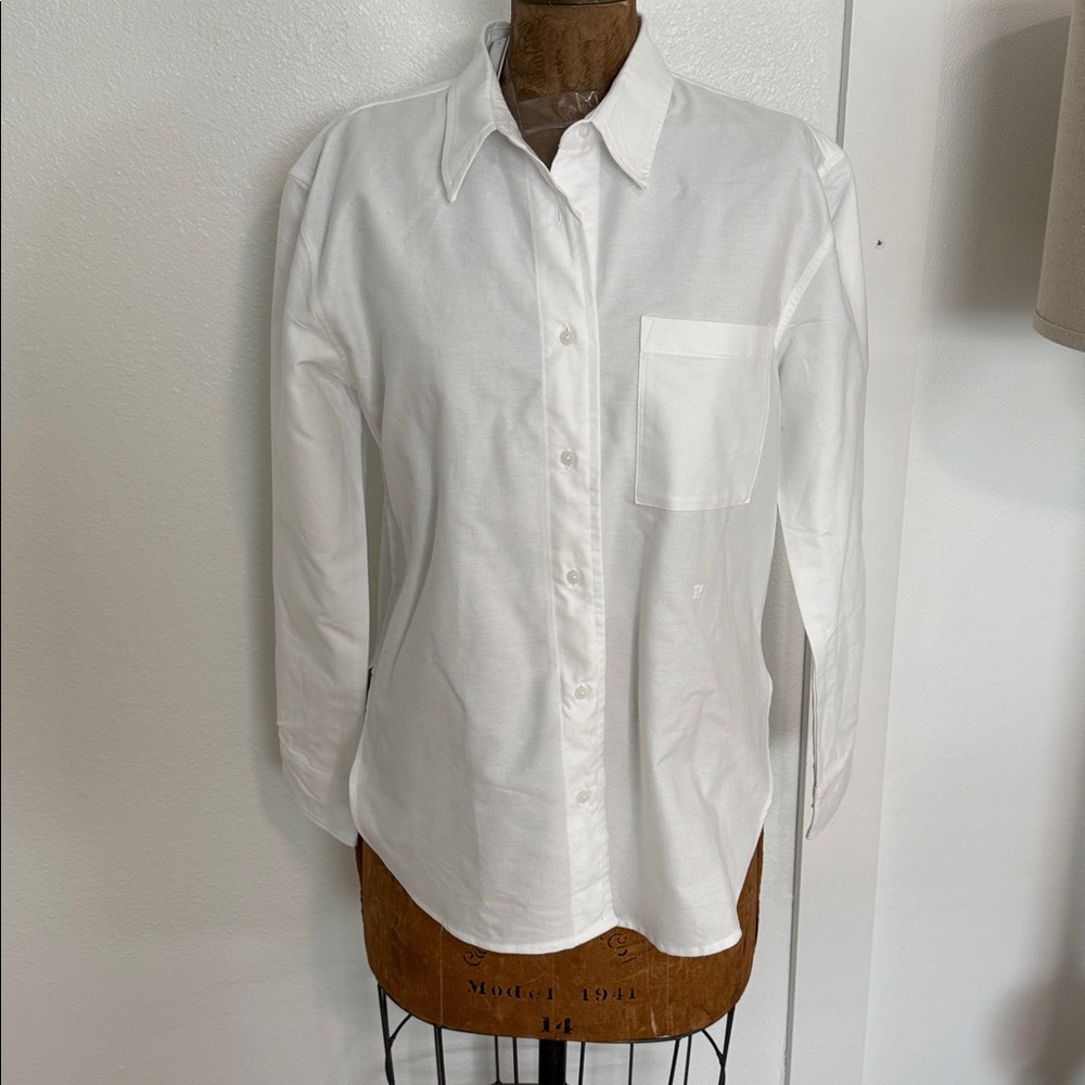 NWT Victoria’s Secret Pink Boyfriend White Button-Up Shirt Size S